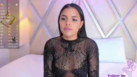 LISA online show from November 4, 2025, 7:35 pm