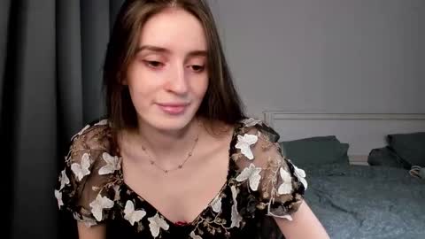 Lisa online show from March 5, 2025, 8:42 pm