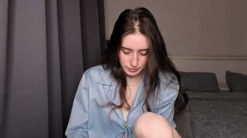 Lisa online show from September 24, 2025, 9:51 pm