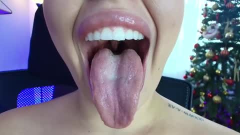 Lisbet online show from January 15, 2025, 7:12 pm