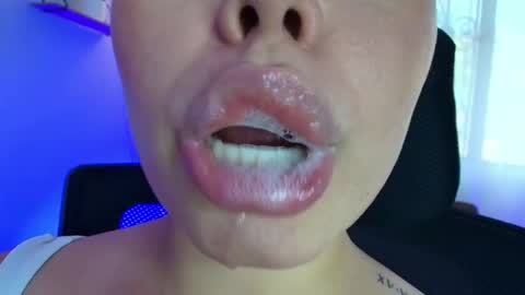 Lisbet online show from January 27, 2025, 10:06 pm