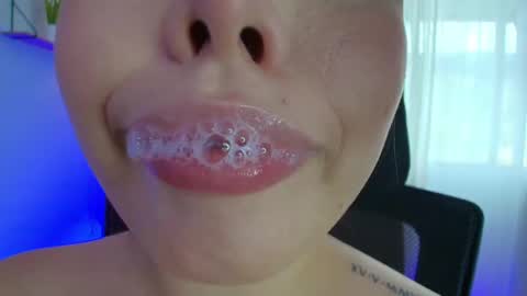 Lisbet online show from February 13, 2025, 7:10 pm