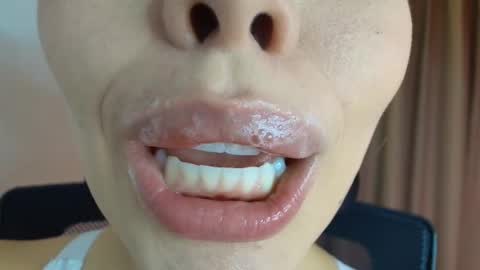 Lisbet online show from March 24, 2026, 10:26 pm