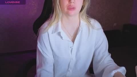 Anna online show from March 15, 2026, 10:49 pm