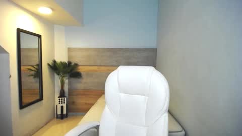 Snapshot of liseth_fox chatting on January 14, 2025, 7:32 pm Liseth Fox online show from January 14, 2025, 7:32 pm