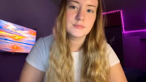 Snapshot of lisi_kiss_ chatting on June 3, 2026, 7:41 pm Aurora online show from June 3, 2026, 7:41 pm