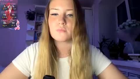 Snapshot of lisi_kiss_ chatting on June 21, 2026, 7:16 pm Aurora online show from June 21, 2026, 7:16 pm
