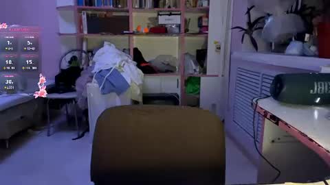 Snapshot of lisi_kiss_ chatting on July 1, 2026, 6:40 pm Aurora online show from July 1, 2026, 6:40 pm