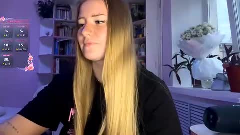 Snapshot of lisi_kiss_ chatting on July 3, 2026, 5:19 pm Aurora online show from July 3, 2026, 5:19 pm