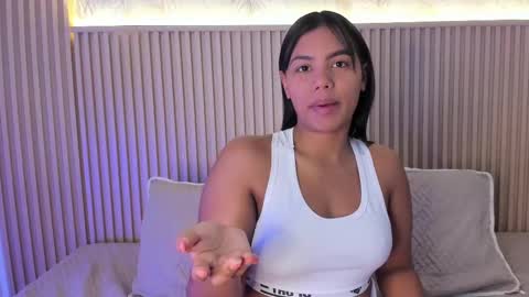 Snapshot of liss_reyes chatting on September 21, 2025, 1:46 pm Liss online show from September 21, 2025, 1:46 pm