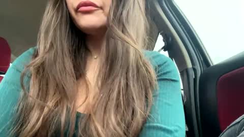 Lissa online show from February 15, 2026, 11:52 am