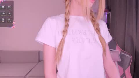 Snapshot of lissa__fox chatting on November 13, 2025, 11:20 am lissa online show from November 13, 2025, 11:20 am