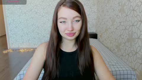 lissa_cristal_ online show from June 1, 2026, 6:48 am