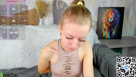 Snapshot of lissa_kitsune chatting on September 21, 2025, 7:21 am Lissa online show from September 21, 2025, 7:21 am