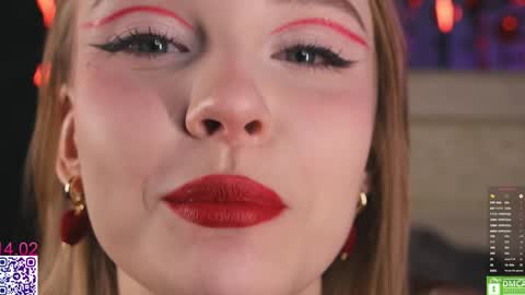 Snapshot of lissa_meooow chatting on February 14, 2026, 7:05 am your Liza again. Next stream Dec. 1 at 2 or 3 GMT online show from February 14, 2026, 7:05 am