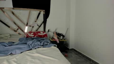 lissa_petitee online show from April 5, 2026, 8:50 pm