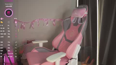 lissa_wayne online show from October 4, 2025, 9:24 pm