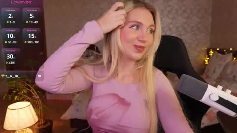 Snapshot of lissablush_ chatting on November 4, 2025, 10:58 am Lissa online show from November 4, 2025, 10:58 am