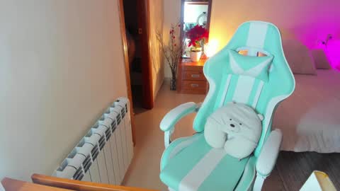 Snapshot of lissabw chatting on December 16, 2024, 5:59 am Lissa online show from December 16, 2024, 5:59 am