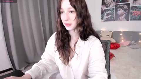 lissameoww online show from March 17, 2026, 1:32 am