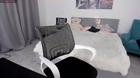 lissameoww online show from July 19, 2026, 1:31 am