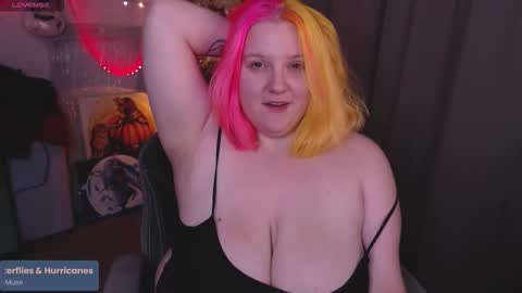 Lissa online show from November 9, 2025, 1:31 pm