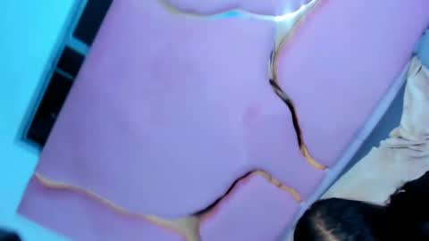 LISSA JHONS online show from December 22, 2024, 8:05 am