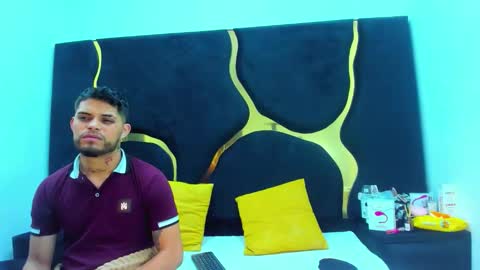 LISSA JHONS online show from November 7, 2025, 6:46 am