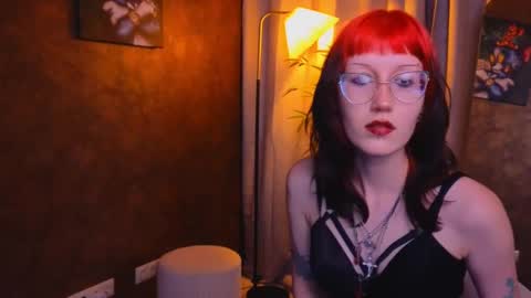 lissaros online show from February 5, 2025, 11:23 am