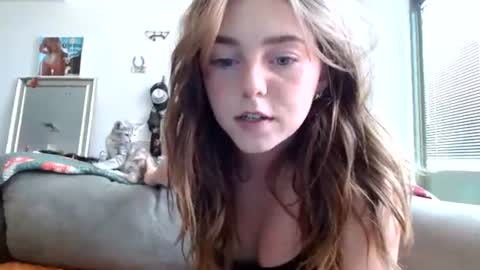 Snapshot of lissielovexo chatting on July 24, 2026, 8:40 pm LissieLove online show from July 24, 2026, 8:40 pm