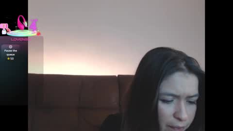 Danni online show from November 6, 2025, 1:28 am