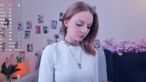 Snapshot of little__caprice chatting on May 1, 2026, 7:13 am Bella online show from May 1, 2026, 7:13 am