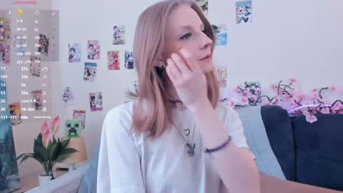 Snapshot of little__caprice chatting on May 2, 2026, 7:24 am Bella online show from May 2, 2026, 7:24 am