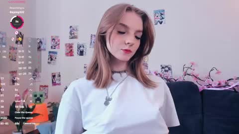 Snapshot of little__caprice chatting on May 23, 2026, 7:35 am Bella online show from May 23, 2026, 7:35 am