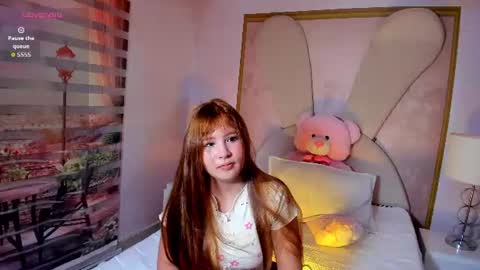 little__doll18 online show from June 23, 2026, 10:02 am