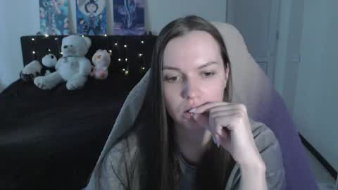 little__flowers online show from May 29, 2026, 9:29 am