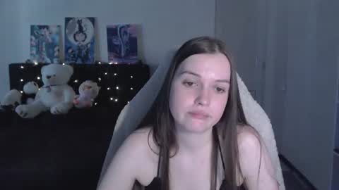 little__flowers online show from June 18, 2026, 9:58 am