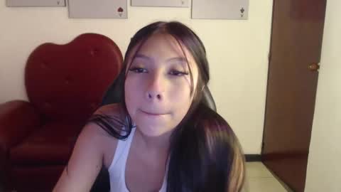 Snapshot of little__sofi_ chatting on December 17, 2025, 2:12 pm Sofi online show from December 17, 2025, 2:12 pm
