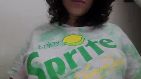 Snapshot of little_anef chatting on December 22, 2024, 6:37 pm little_anef online show from December 22, 2024, 6:37 pm