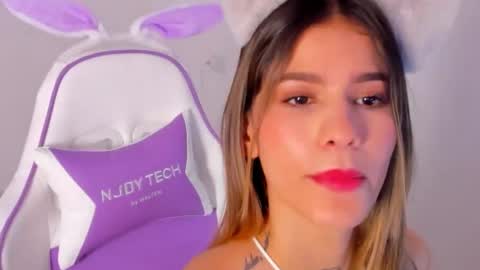 ANNI online show from December 18, 2025, 6:58 pm