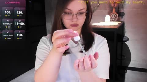 Eva online show from January 3, 2025, 3:22 pm