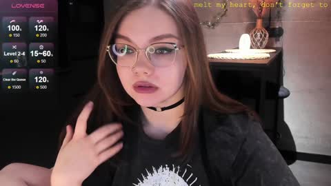 Eva online show from January 4, 2025, 2:14 pm