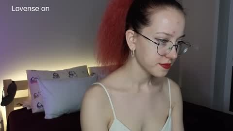 little_bliss online show from January 27, 2025, 5:15 pm