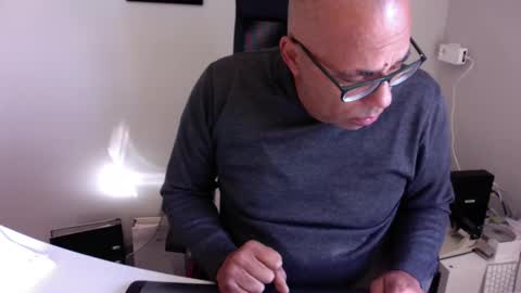 Snapshot of little_buddha chatting on November 6, 2025, 9:54 am Pure Black Power online show from November 6, 2025, 9:54 am