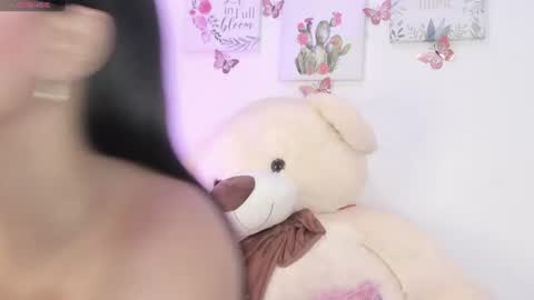 Snapshot of little_channel_ chatting on July 7, 2026, 11:14 am online show from July 7, 2026, 11:14 am