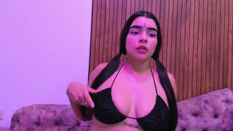 Chelsi online show from May 12, 2026, 7:55 pm