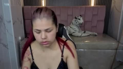 Cherri online show from October 17, 2025, 8:11 pm