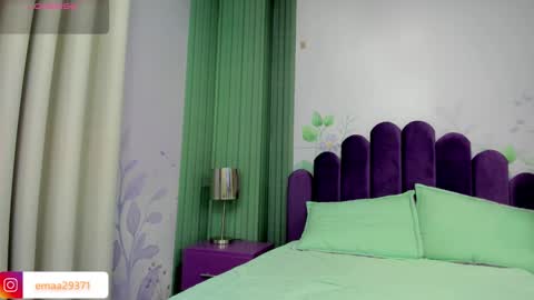 Snapshot of little_doll_4u chatting on February 4, 2025, 10:10 am ANNI online show from February 4, 2025, 10:10 am