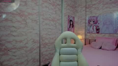 Snapshot of little_doll_4u chatting on November 7, 2025, 10:15 am ANNI online show from November 7, 2025, 10:15 am