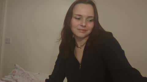 little_kinky_gal online show from October 14, 2025, 8:20 pm